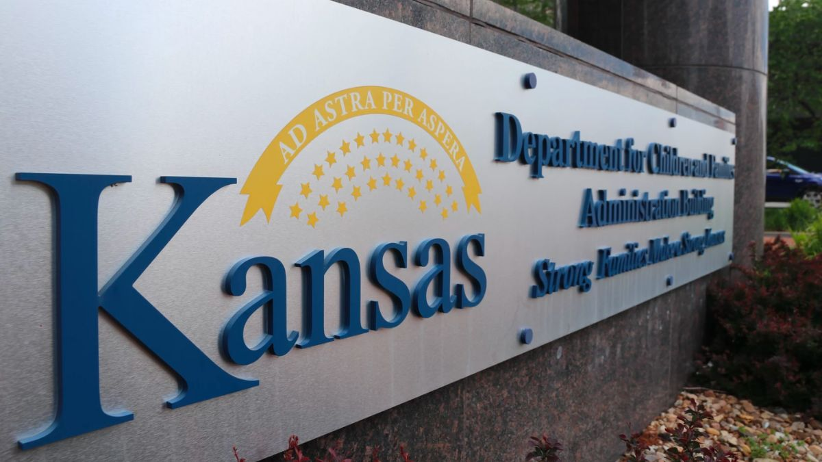 Wichita lags behind state in foster child mental health treatment