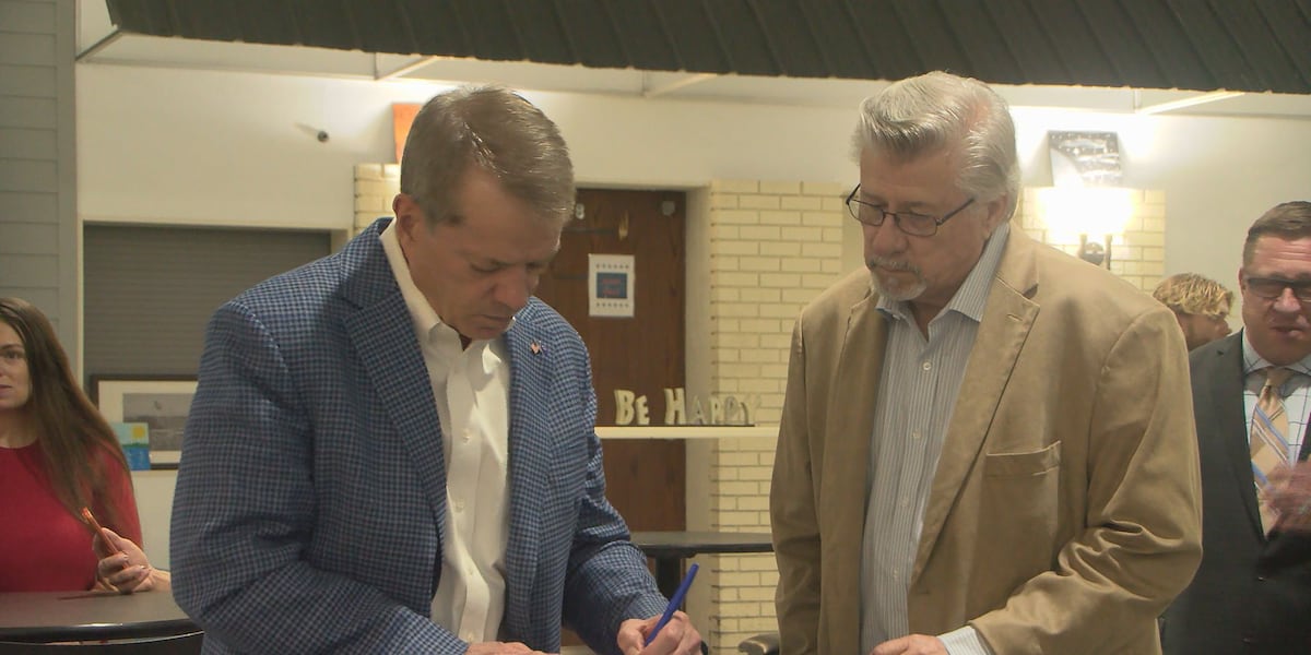 Gov. Pillen visits Hastings treatment center as president calls for higher behavioral health reimbursement rates