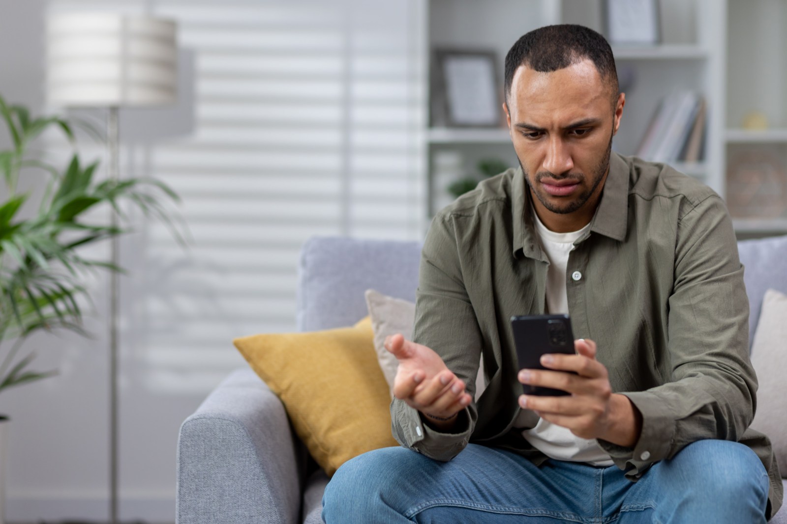 How AI Can Help (or Hurt) Your Mental Health: 5 Prompts Experts Recommend