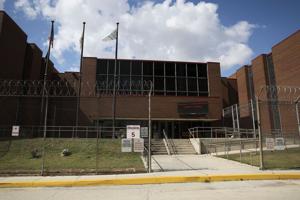 Illinois expands Medicaid reentry effort to connect inmates with care