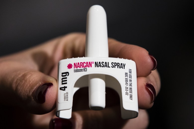 Is naloxone less effective when fentanyl is mixed with nonopioid drugs?