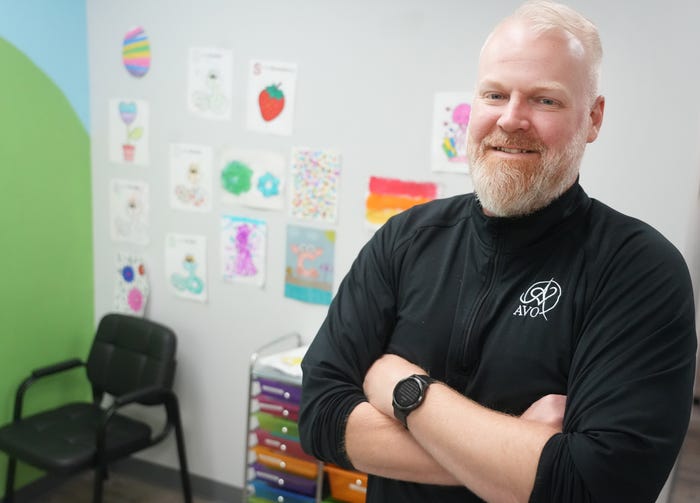 Jason Mogus overcomes alcoholism. Becomes counselor and psychologist