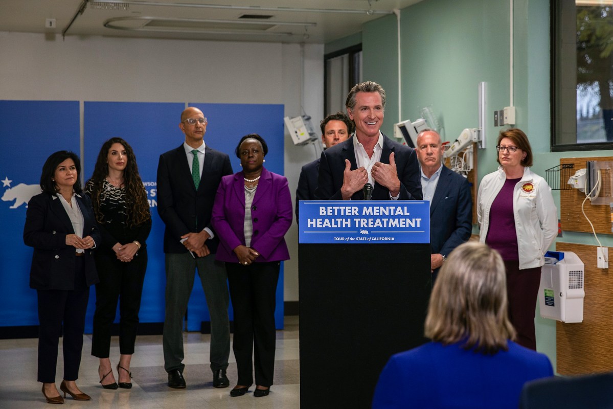 New California law expands Newsom’s mental health court