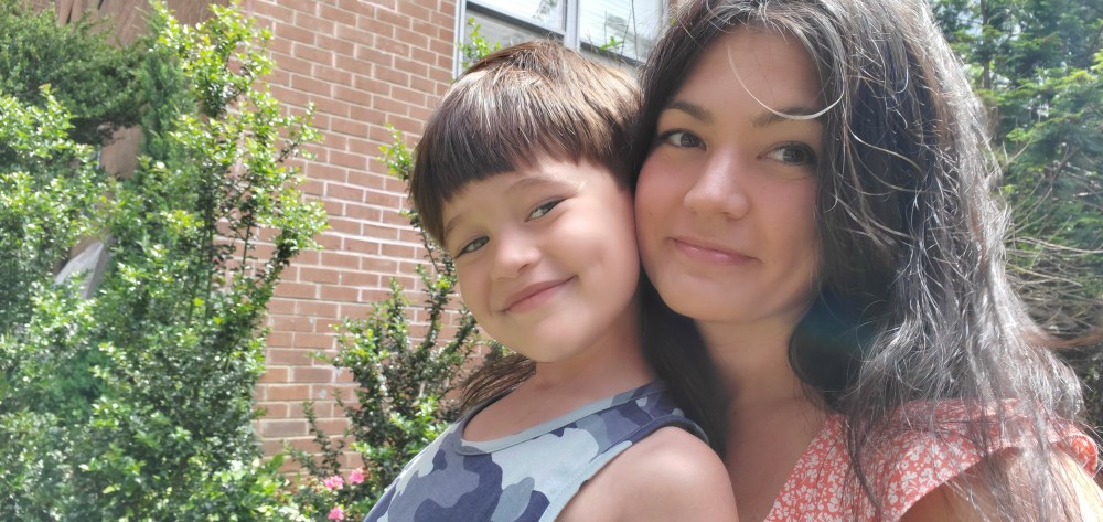 School’s out for summer: How parents can support their kids’ mental health