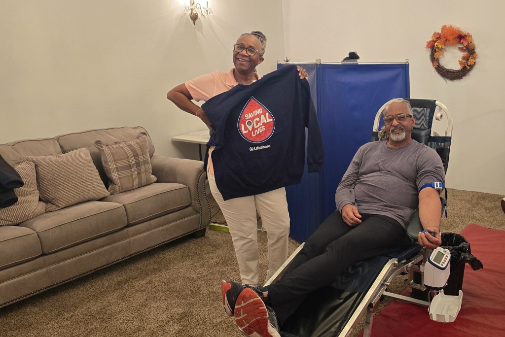 Top Ladies of Distinction Hosts Blood Drive, Health and Wellness Fair