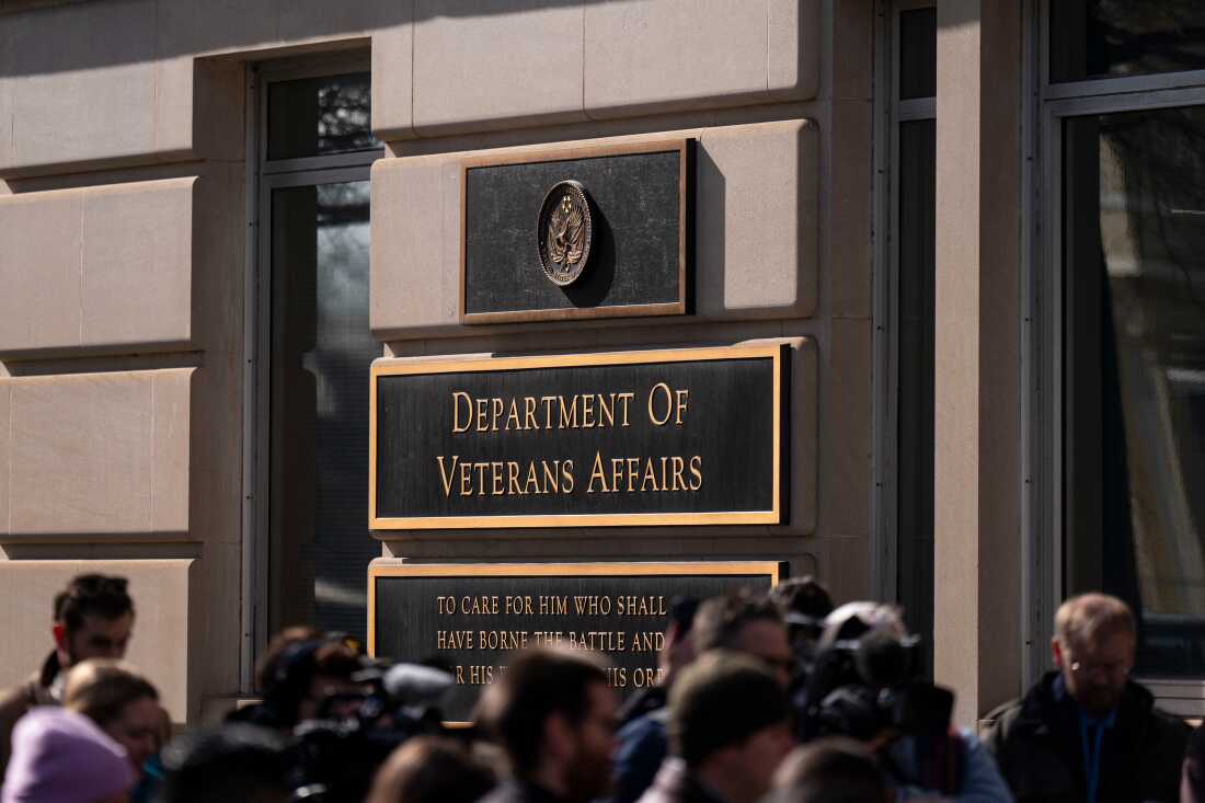 Trump's policies are destabilizing mental health care for veterans, sources say