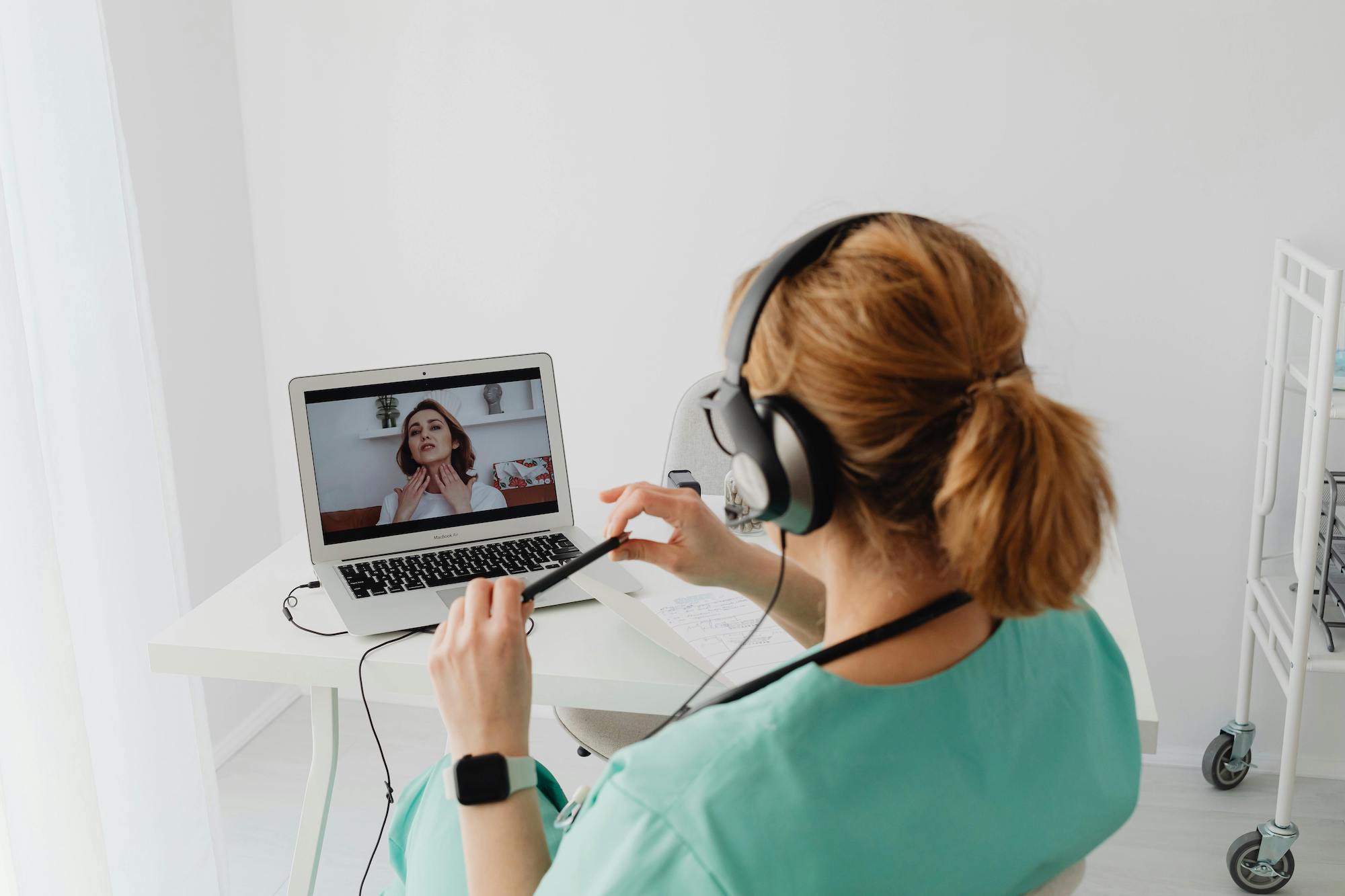 U of A expert urges for more comprehensive telehealth policy