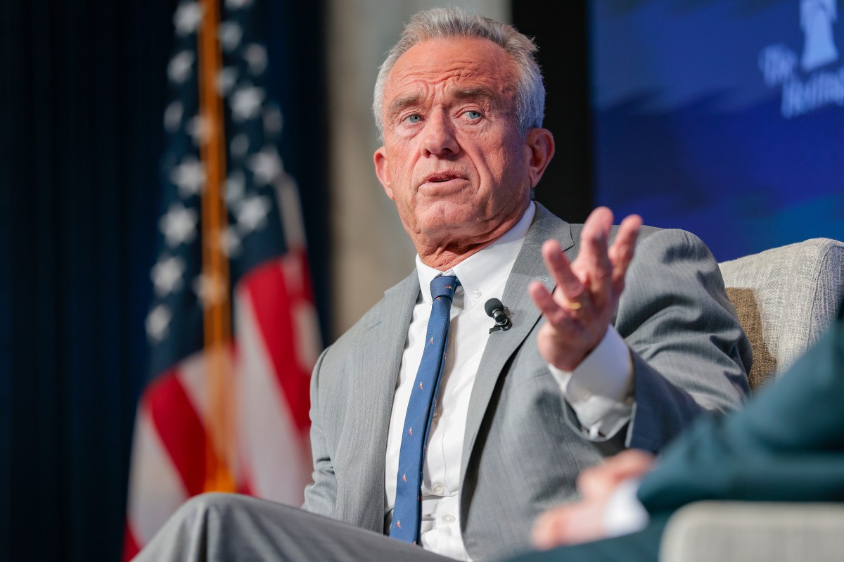 Video of RFK Jr. Saying He 'Sniffed Cocaine Off Toilet Seats' Goes Viral