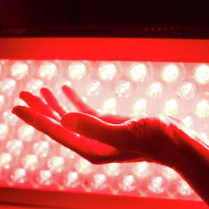 What the experts say about longevity biohacks like red-light therapy, cryotherapy and hyperbaric oxygen