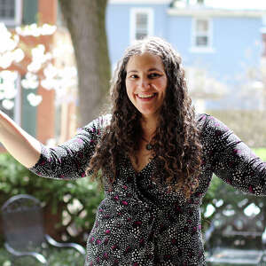 Yale happiness expert shares habits that can help people feel happier