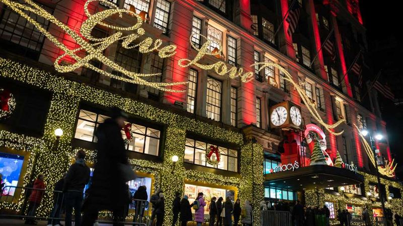Mental health evaluation ordered for Mass. woman accused of stabbing tourist in Manhattan Macy's