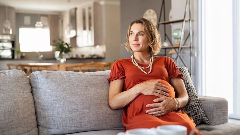 Breastfeeding and Pregnancy Now Linked to Unexpected Longevity Benefits
