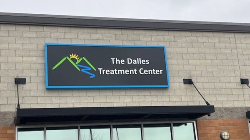 Cops Throw Open Doors At New Opioid Clinic In The Dalles