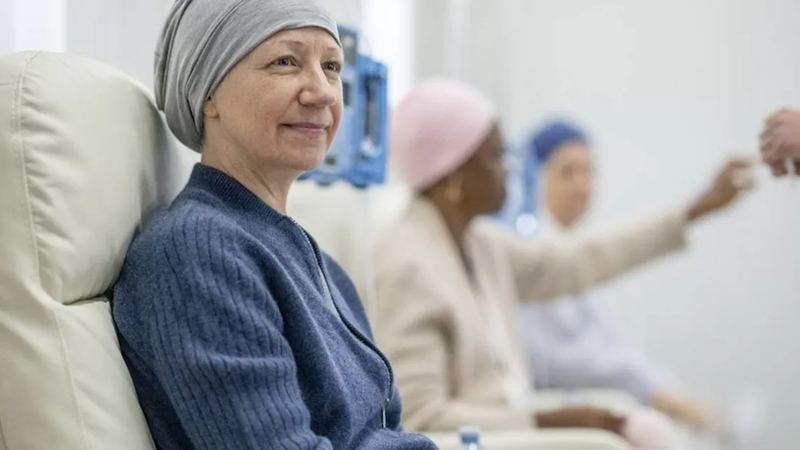 Managing Side Effects of Head and Neck Cancer Treatments
