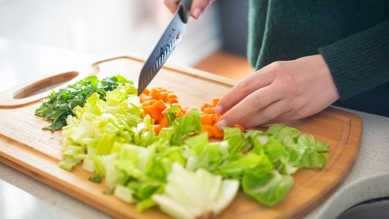 Eating the same foods may improve weight-loss results, Drexel researchers say