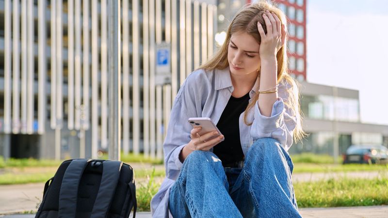 Israeli study finds AI 'therapist' helped students, but mental health experts are skeptical