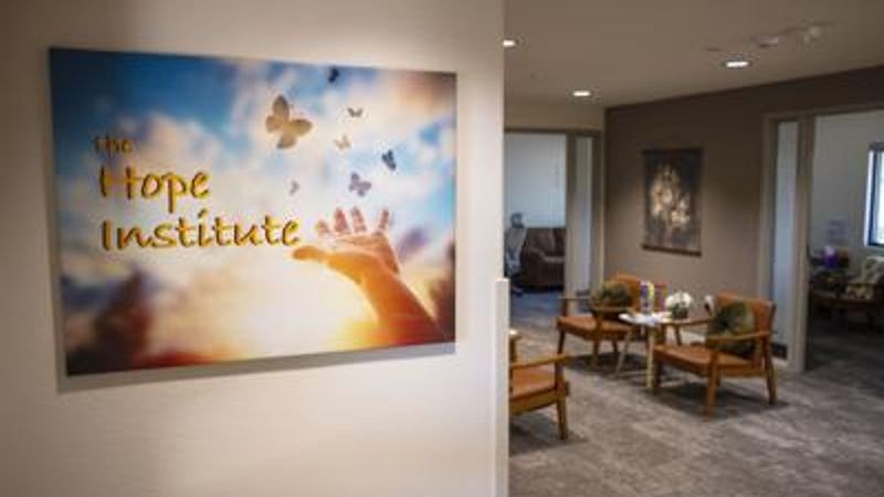Chandler Unified mental-health provider quits