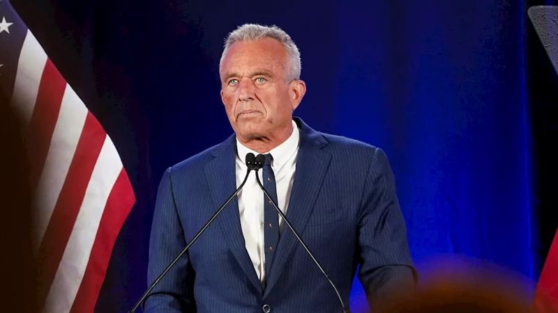 RFK Jr. Was Allowed Near Open Heart Surgery Patient in Bonkers Move