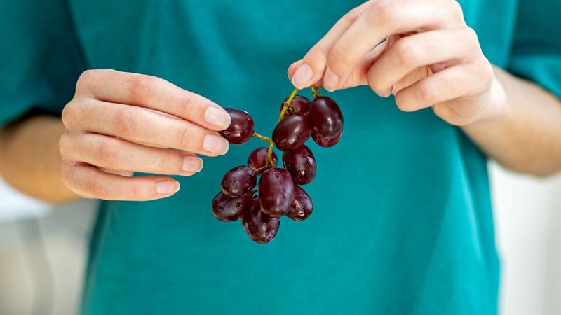 Popular fruit may help protect your skin from the sun, new study suggests