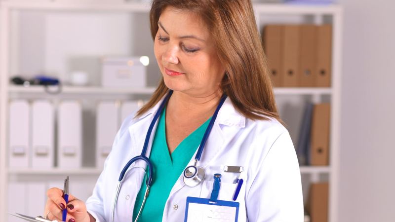 Dear Doctor: Could pink Himalayan salt really help with my chronic neuropathy?